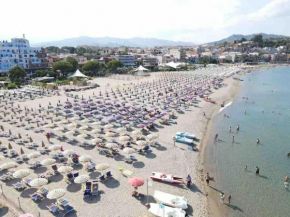 Attico sul mare di Naxos